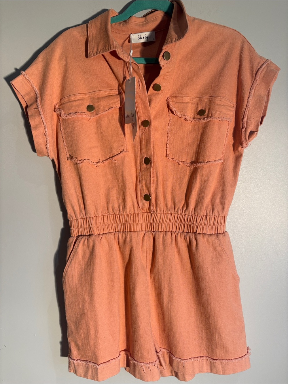 NWT Sadie & Sage Clear Eyes Denim Romper | Peach | Size M
